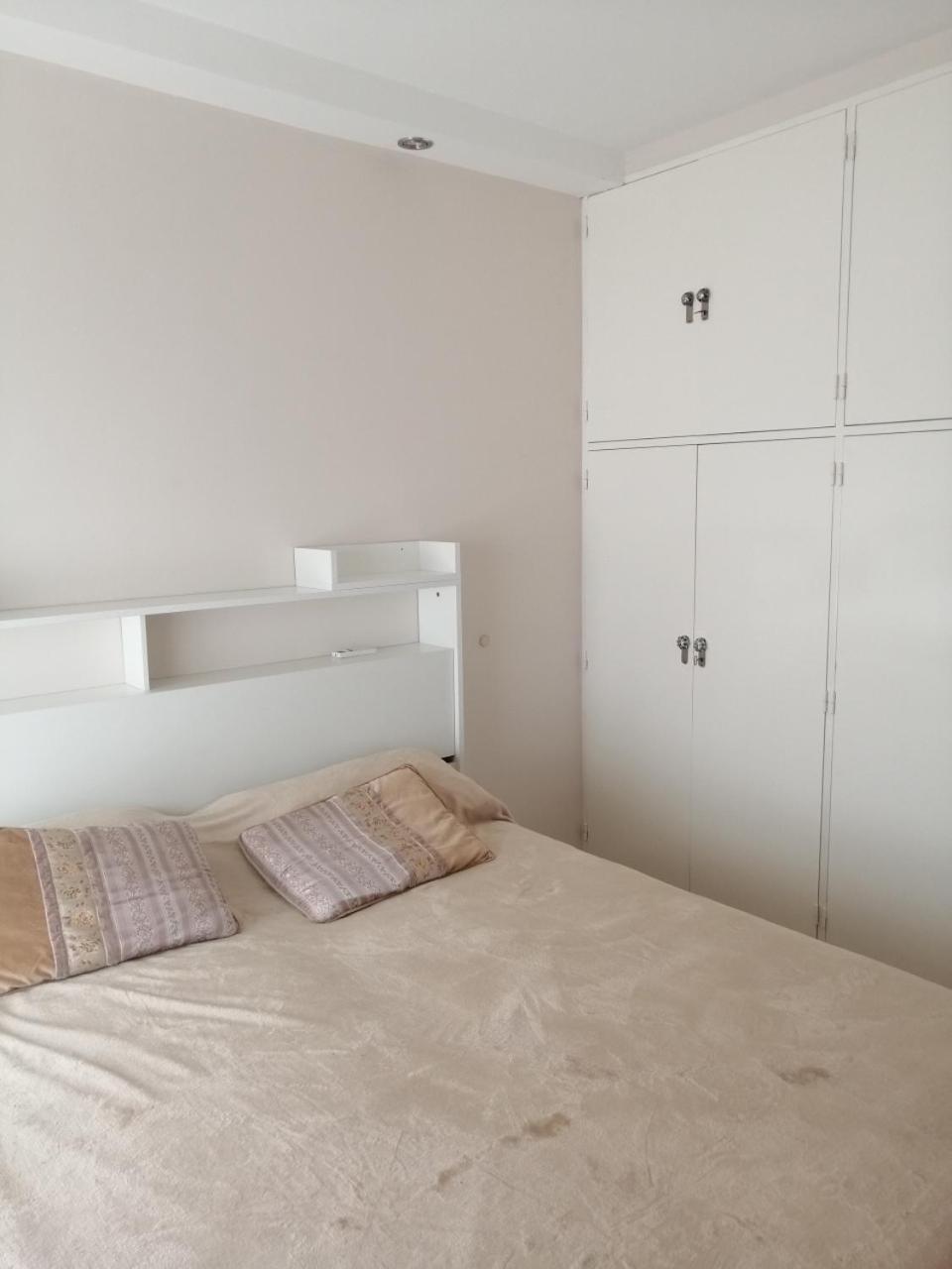 Petit Apartment En Avenida Belgrano Buenos Aires Exterior photo